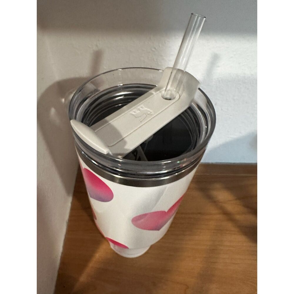 Stanley Valentine's Day Flowstate Quencher Tumbler Frost Heart Gradient 40oz NWT - Picture 4 of 6
